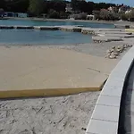 Mime - Small House * Vodice