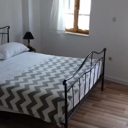Mime - Small House