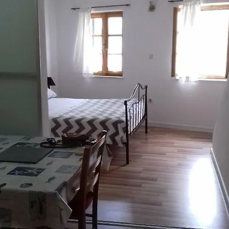 Mime Apartment *