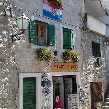 Mime - Small House Vodice