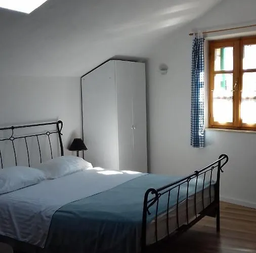 Mime - Small House * Vodice